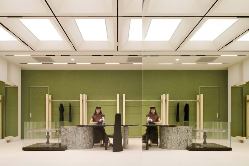 今朝風日好 | 152㎡，青島UIXIU Boutique服裝買手店