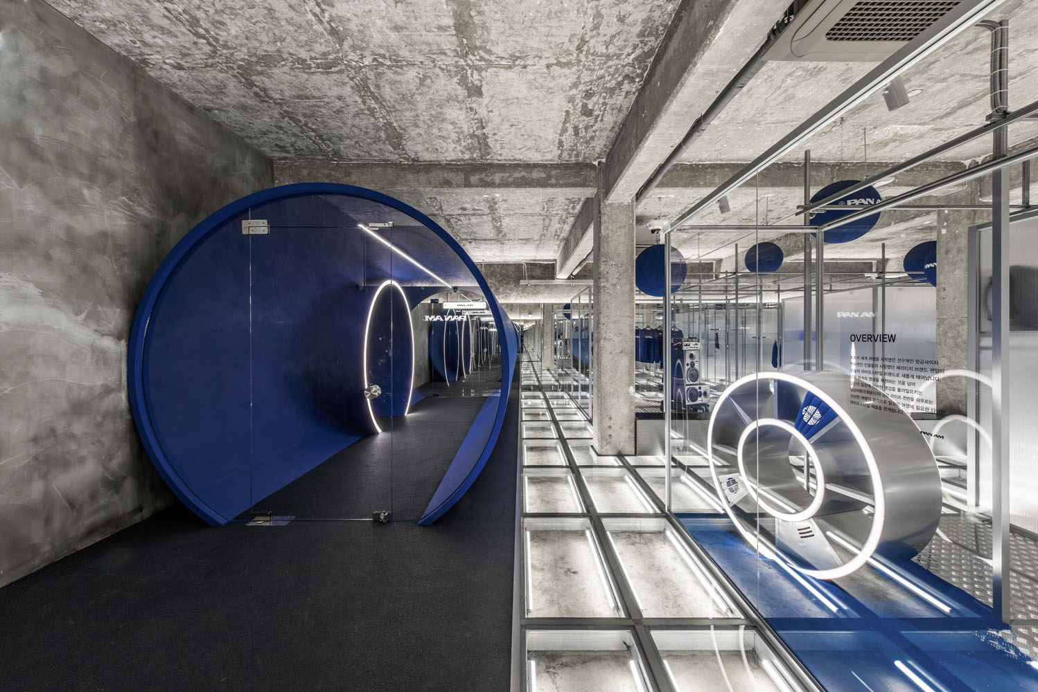 服裝店設計,PAN AM品牌服裝店,零售店設計,店鋪設計,310㎡,服裝店設計案例,NiiiZ Design Lab,旗艦店,國外服裝店設計案例