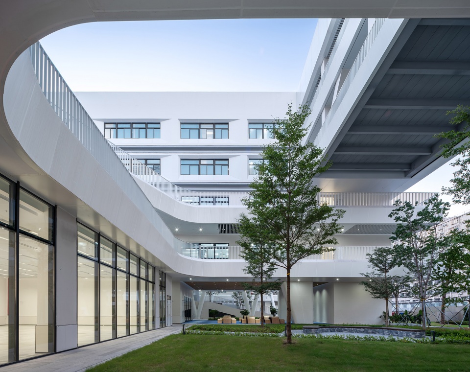 學校設計,學校改造設計,校園設計你,學校裝修,學校設計案例,中學設計,紅山中學,深圳龍華紅山中學,深圳紅山中學,深圳中學,深圳,深圳學校設計,華陽國際設計集團,華陽國際,華陽國際設計