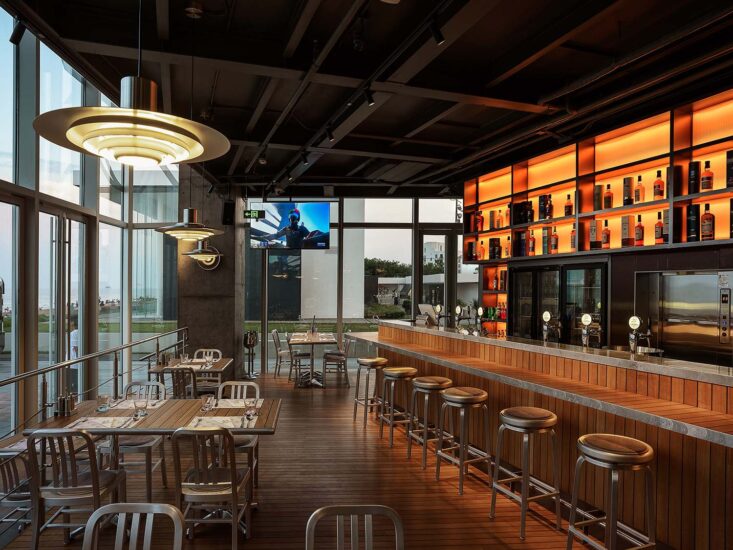 複合建築X百年建築 | 秦皇島阿那亞TÜRBOBRAU特博酒餐吧