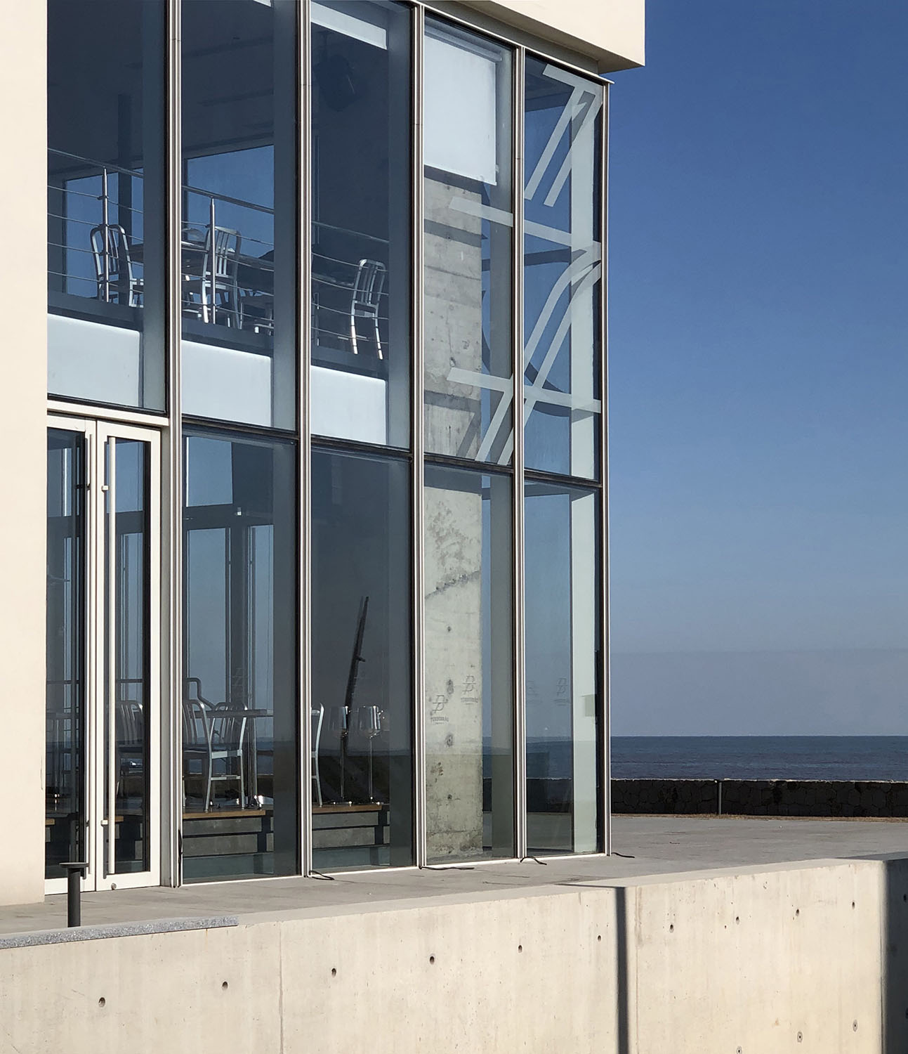 酒吧設計,餐飲空間,餐吧設計,阿那亞酒吧設計,阿那亞餐吧設計,TÜRBOBRAU特博酒餐吧,TÜRBOBRAU特博,酒吧設計案例,特博酒餐吧,餐吧設計案例,阿那亞TÜRBOBRAU,阿那亞,複合建築設計,複合建築,百年建築,百年建築設計