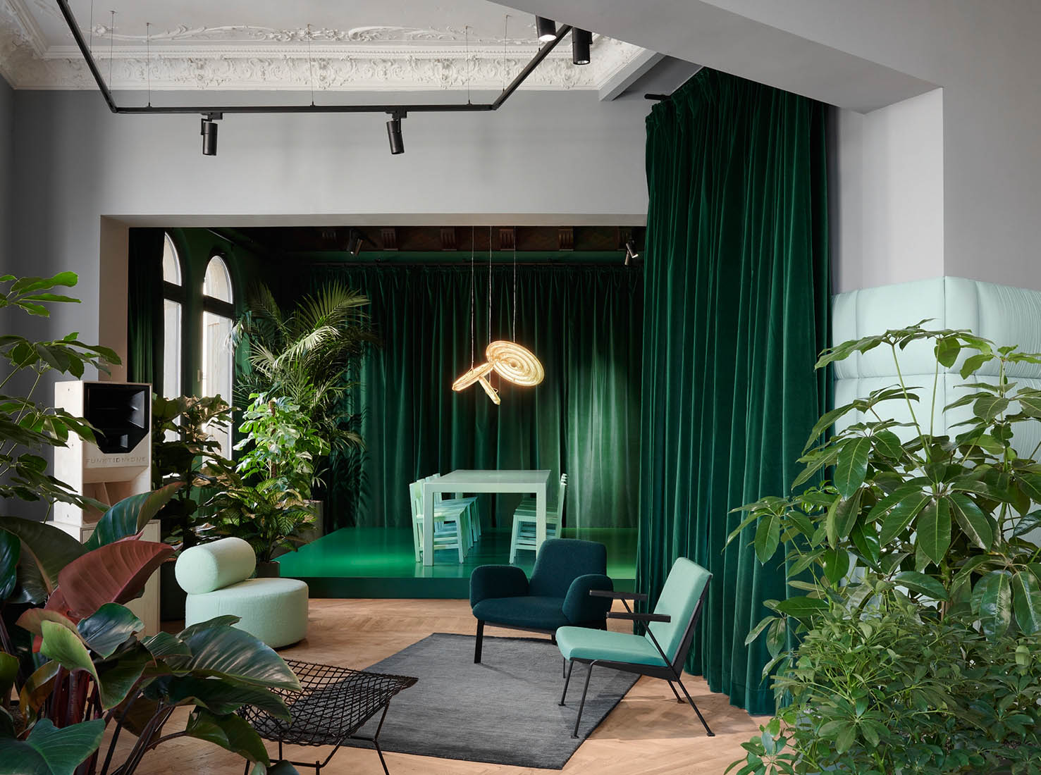 SPACE Projects,國外俱樂部設計案例,柏林,Lynk & Co,汽車俱樂部設計案例,領克俱樂部,俱樂部設計