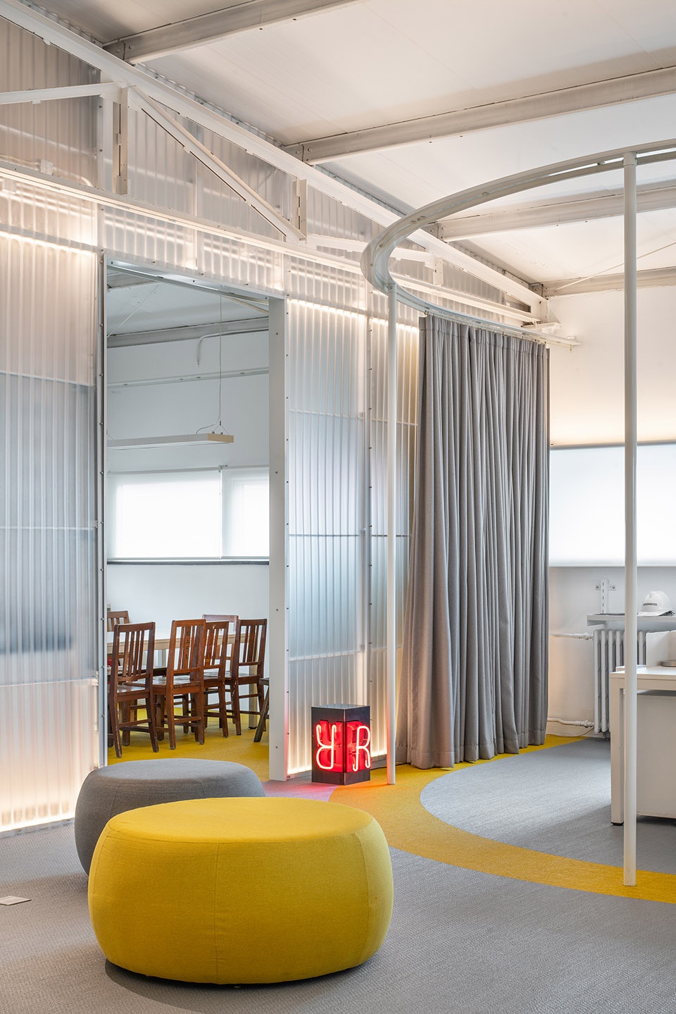 辦公室設計,辦公空間設計,開放式辦公室,後疫情時代辦公室,北京辦公室設計,辦公室設計案例,設計公司辦公室設計,北京,小辦公室設計,辦公室裝修,Crossboundaries,Crossboundaries北京新辦公室