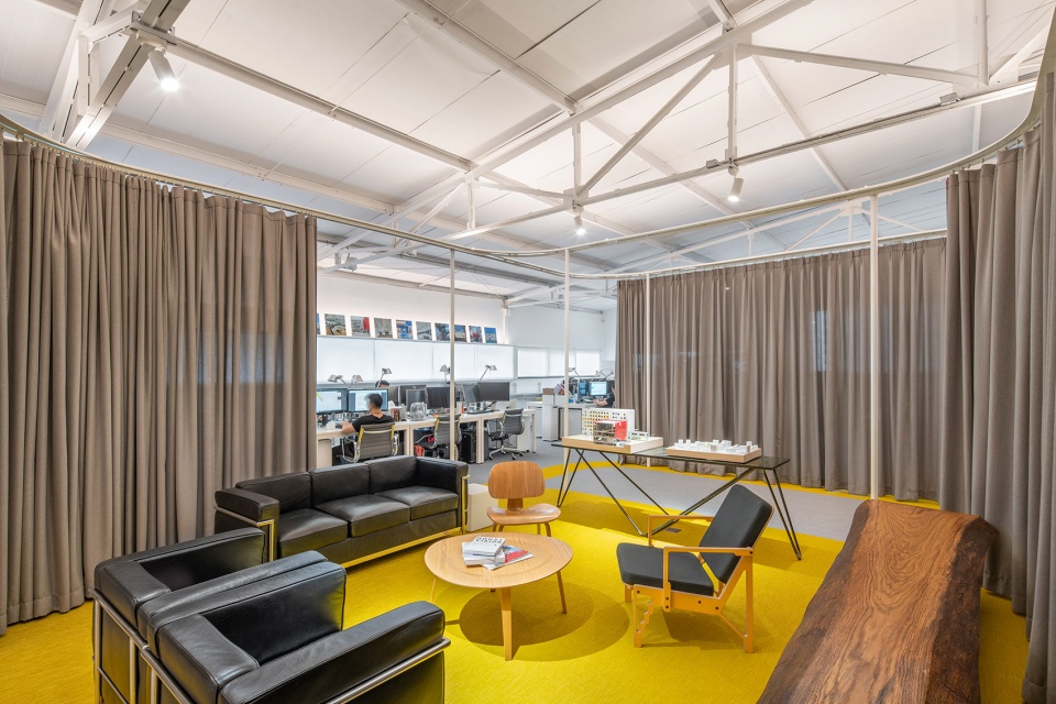 辦公室設計,辦公空間設計,開放式辦公室,後疫情時代辦公室,北京辦公室設計,辦公室設計案例,設計公司辦公室設計,北京,小辦公室設計,辦公室裝修,Crossboundaries,Crossboundaries北京新辦公室