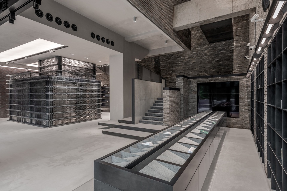 零售店設計,美妝零售店設計,集合店設計,美妝集合店設計,零售店設計案例,HARMAY西安小寨店,HARMAY小寨店,西安零售店設計,話梅美妝集合店,HARMAY話梅,HARMAY,HARMAY美妝店,無億藝術設計,無億藝術