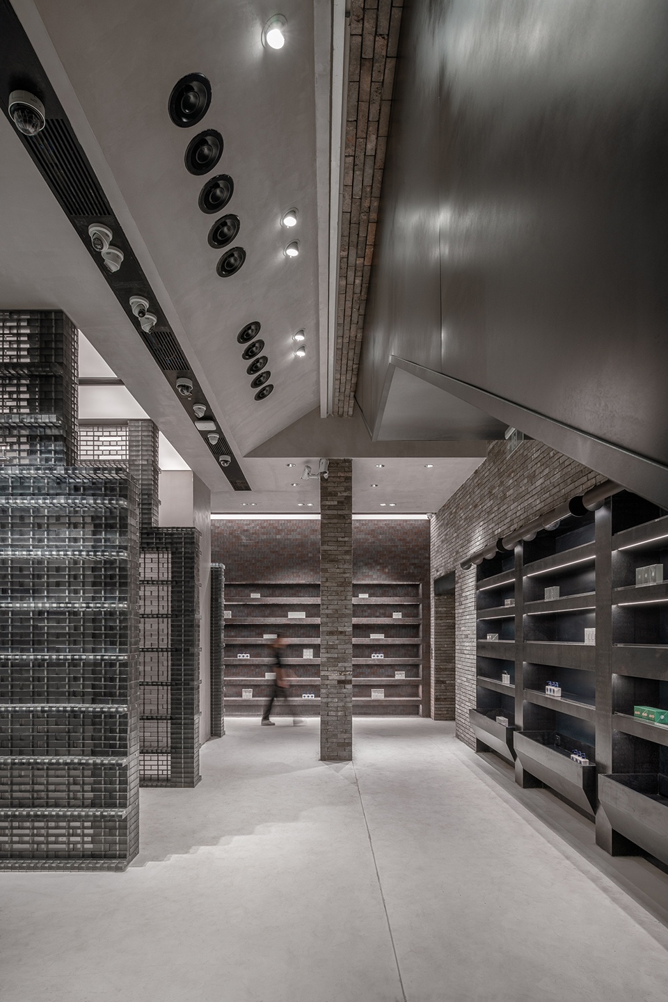 零售店設計,美妝零售店設計,集合店設計,美妝集合店設計,零售店設計案例,HARMAY西安小寨店,HARMAY小寨店,西安零售店設計,話梅美妝集合店,HARMAY話梅,HARMAY,HARMAY美妝店,無億藝術設計,無億藝術