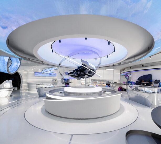 SLT | Holiland Travel-上海好利來超時空旅行旗艦店