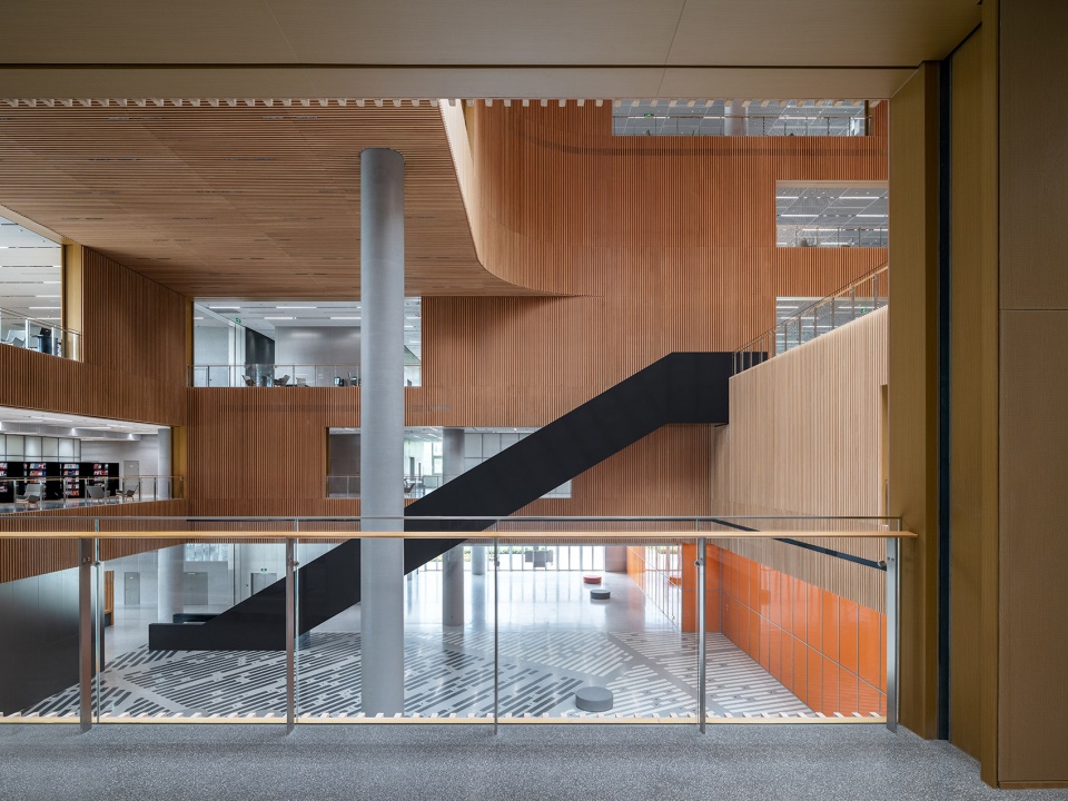 上海圖書館,上海圖書館東館,上海圖書館東館設計,圖書館設計,圖書館設計案例,公共圖書館,SHL建築事務所