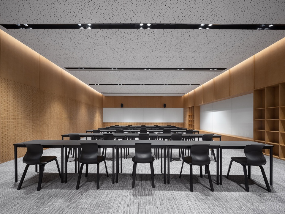 上海圖書館,上海圖書館東館,上海圖書館東館設計,圖書館設計,圖書館設計案例,公共圖書館,SHL建築事務所