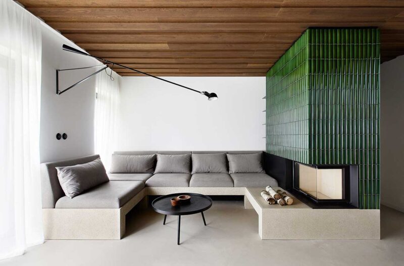 Markéta Bromová  | 80㎡，溫馨、個性公寓，驚豔的一抹綠色！