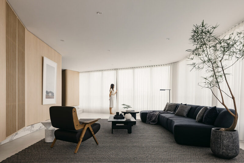 932 studio | 新加坡大平層-原木色的溫情與靜謐！