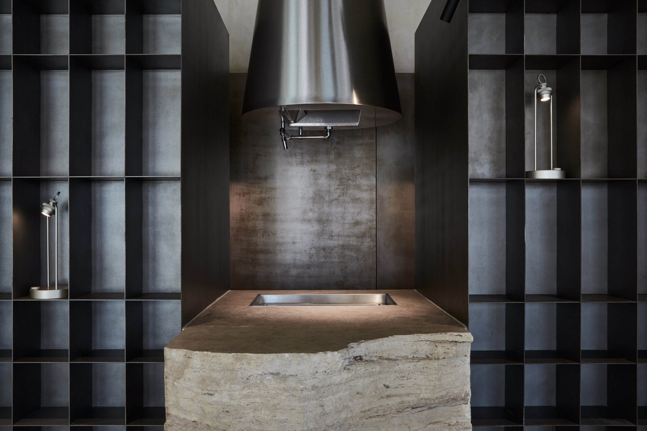 餐廳設計,休閑餐廳設計,Bone Studio,餐廳設計案例,餐廳改造,海濱餐廳設計,Erth,阿布紮比,國外餐廳設計,創意餐廳