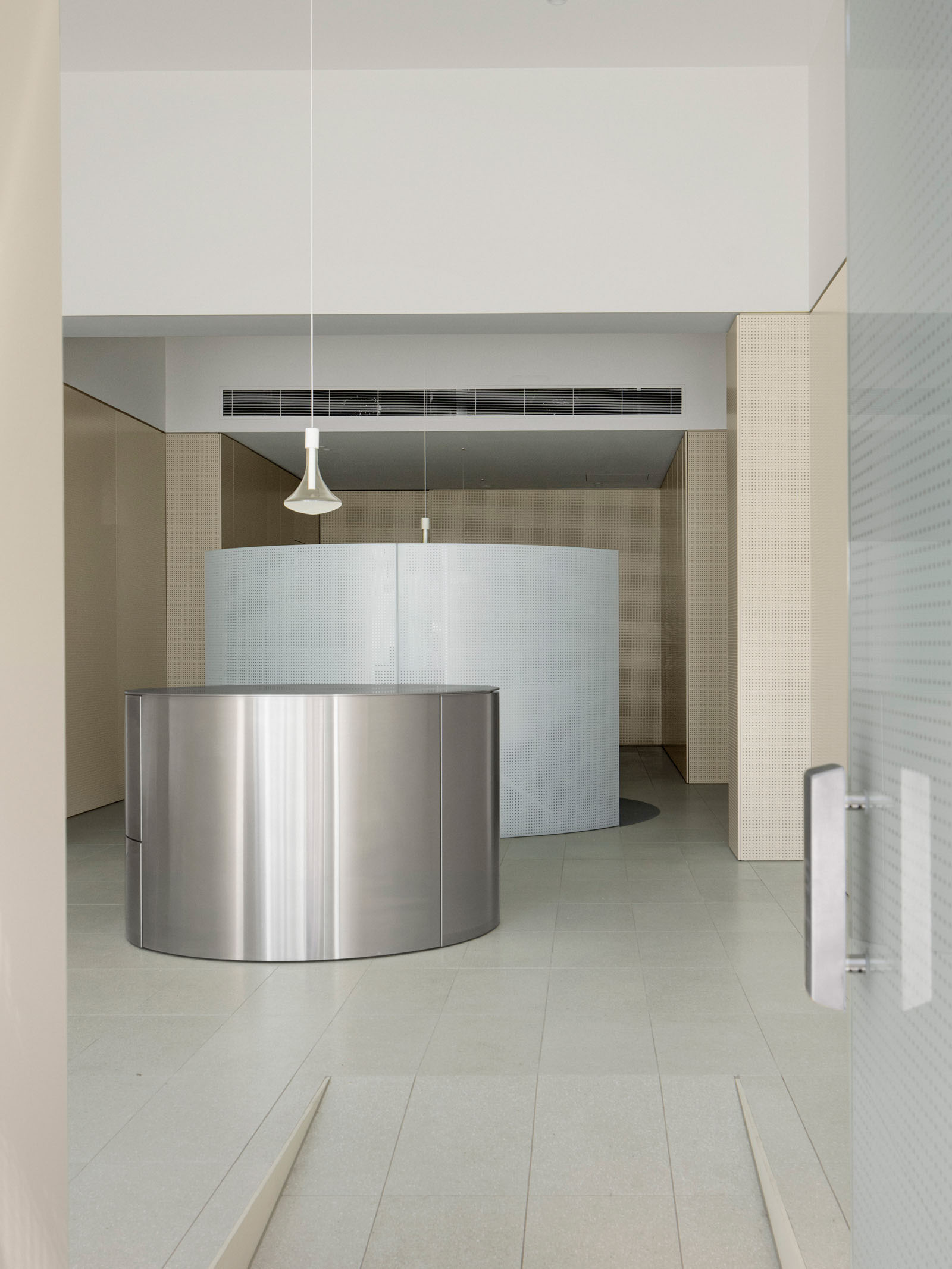 辦公室設計,Money Bar,極簡風格辦公室,辦公室設計案例,金融公司,墨爾本,Chris Connell,極簡風格辦公室設計案例