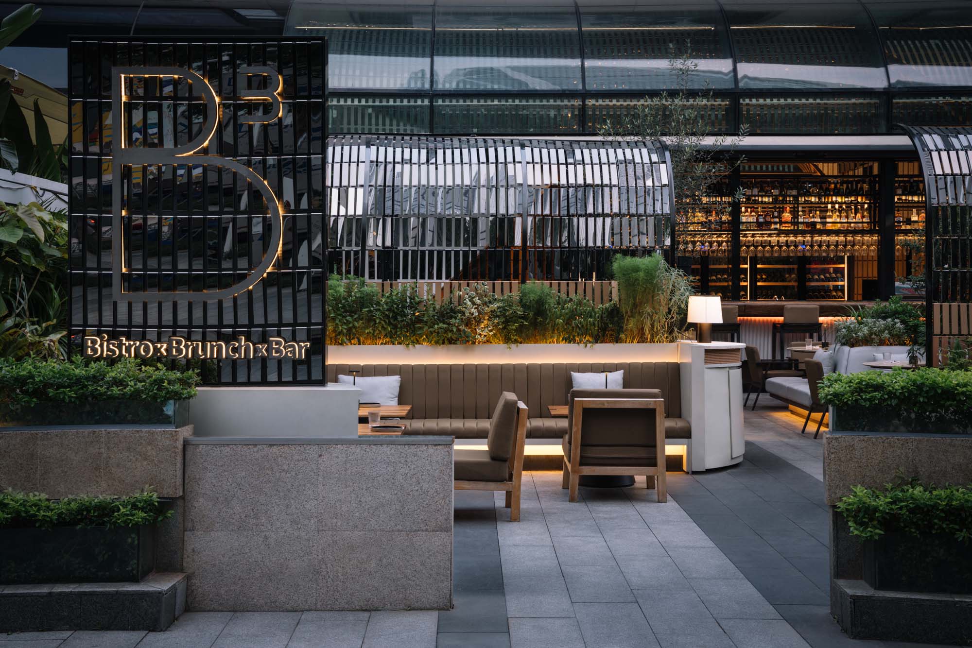 酒吧設計,餐飲空間,餐吧設計,深圳酒吧設計,深圳餐吧設計,RooMoo,餐廳設計案例,酒吧設計案例,餐吧設計案例,COCOPark B3餐酒吧,深圳酒吧,深圳購物公園酒吧,COCOPark B3,RooMoo設計