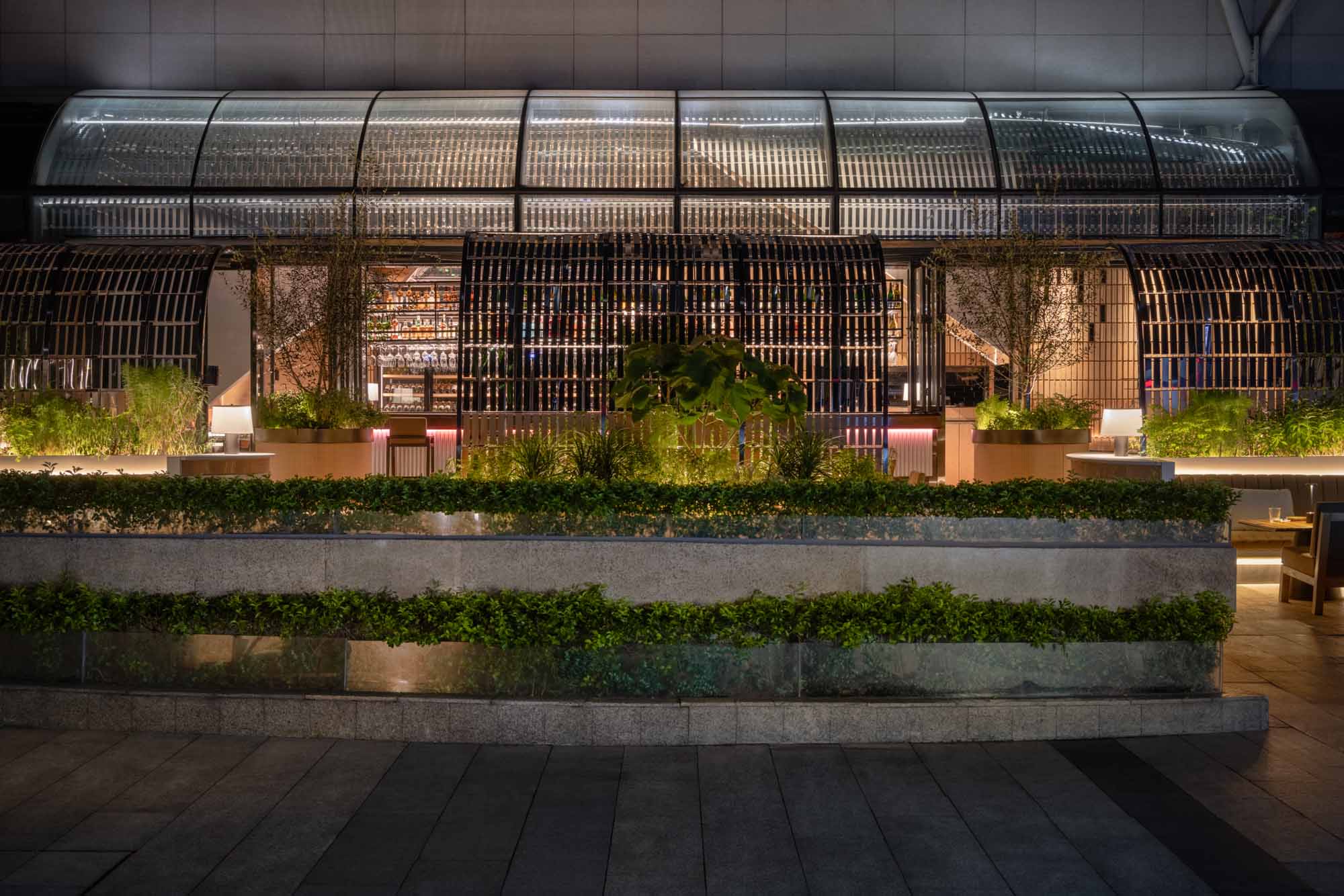 酒吧設計,餐飲空間,餐吧設計,深圳酒吧設計,深圳餐吧設計,RooMoo,餐廳設計案例,酒吧設計案例,餐吧設計案例,COCOPark B3餐酒吧,深圳酒吧,深圳購物公園酒吧,COCOPark B3,RooMoo設計