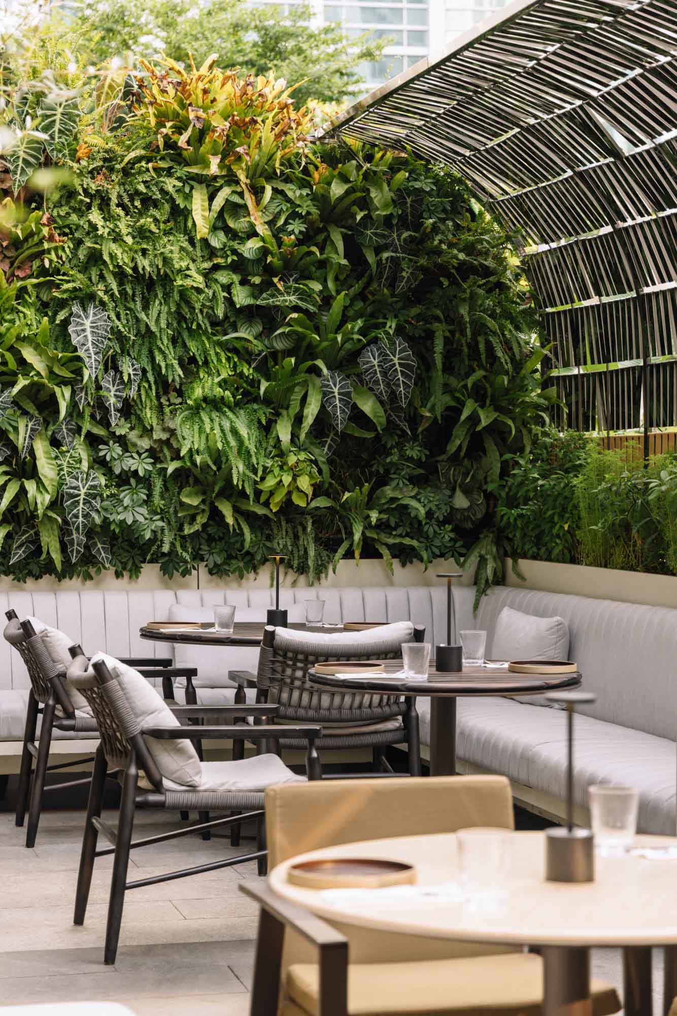 酒吧設計,餐飲空間,餐吧設計,深圳酒吧設計,深圳餐吧設計,RooMoo,餐廳設計案例,酒吧設計案例,餐吧設計案例,COCOPark B3餐酒吧,深圳酒吧,深圳購物公園酒吧,COCOPark B3,RooMoo設計