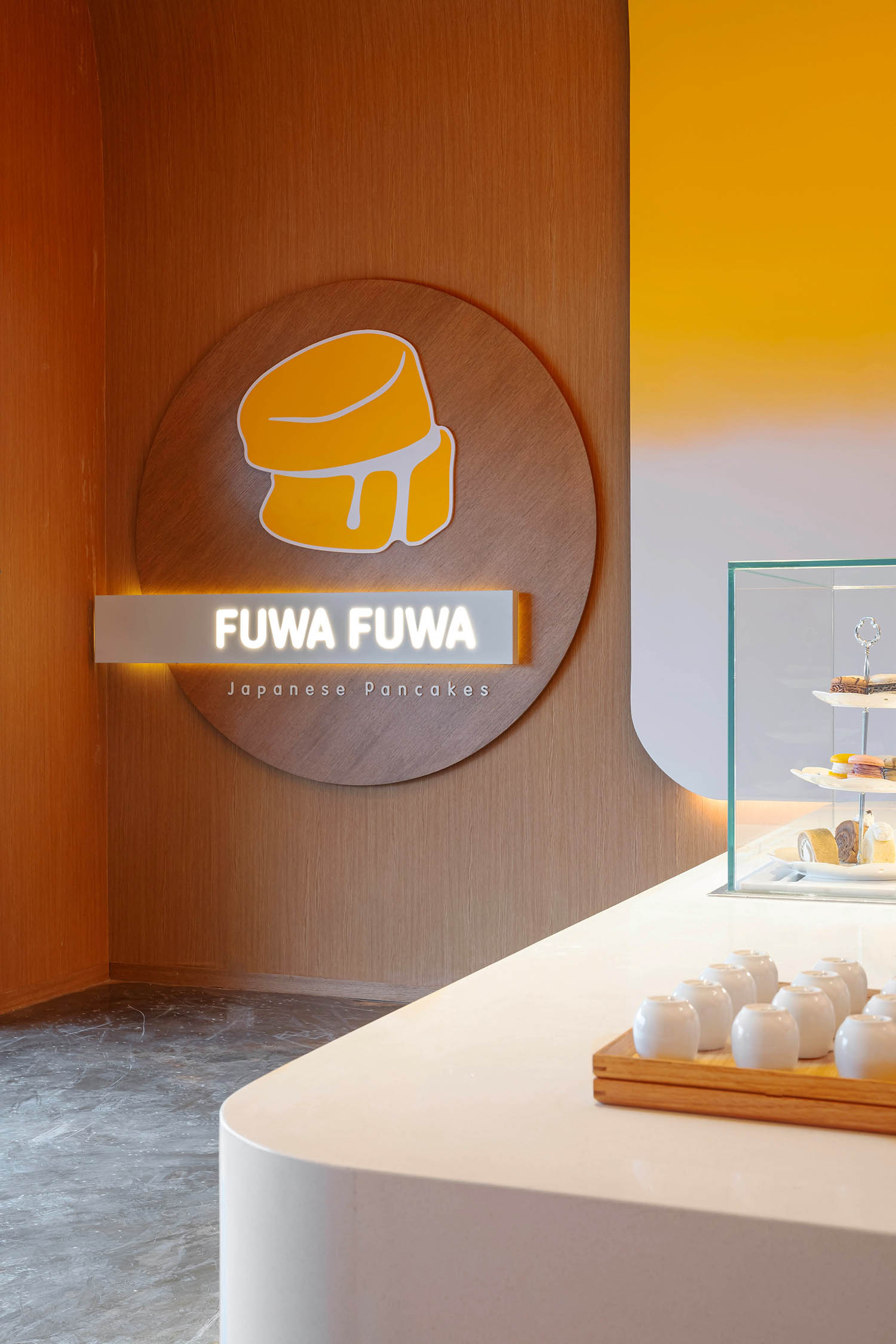 咖啡店設計,Studio Yimu,咖啡店設計案例,加拿大,Fuwa Fuwa,小咖啡店設計,咖啡廳,國外咖啡廳設計案例