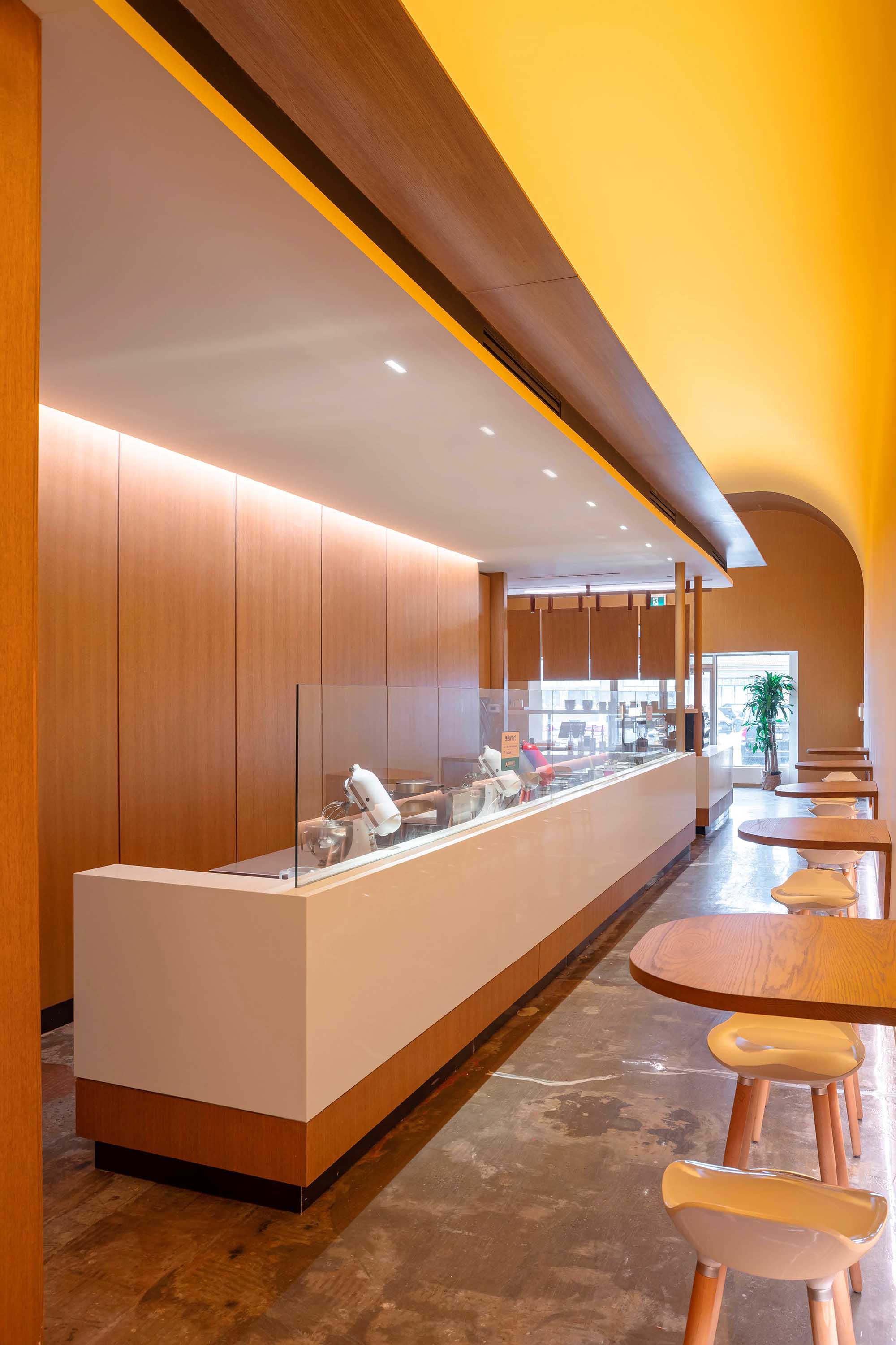 咖啡店設計,Studio Yimu,咖啡店設計案例,加拿大,Fuwa Fuwa,小咖啡店設計,咖啡廳,國外咖啡廳設計案例