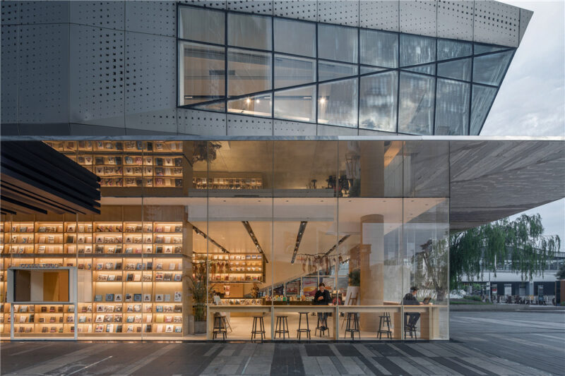 OFFICE AIO｜北京Page One書店