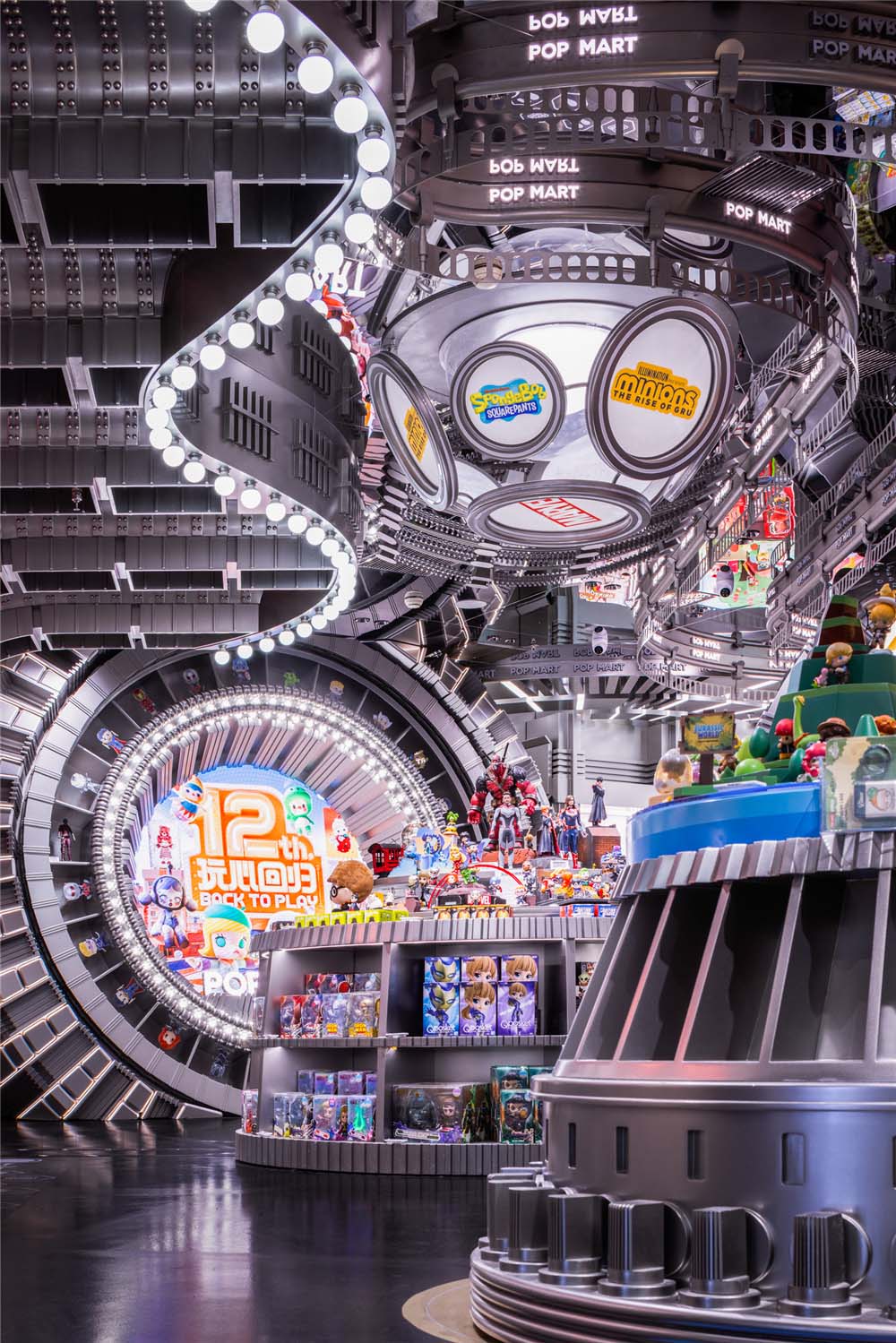 潮玩店設計,潮玩精品店設計,商店設計,潮玩玩具店設計,上海潮玩店,泡泡瑪特,泡泡瑪特全球旗艦店,上海泡泡瑪特,上海泡泡瑪特全球旗艦店,唯想國際,李想