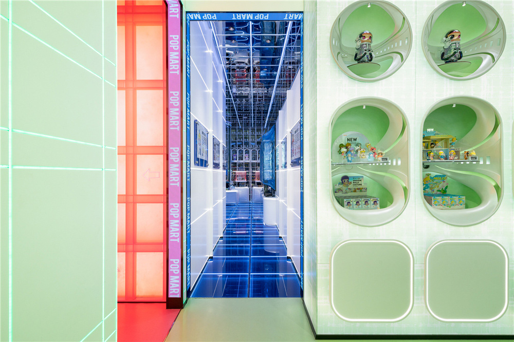 潮玩店設計,潮玩精品店設計,商店設計,潮玩玩具店設計,上海潮玩店,泡泡瑪特,泡泡瑪特全球旗艦店,上海泡泡瑪特,上海泡泡瑪特全球旗艦店,唯想國際,李想