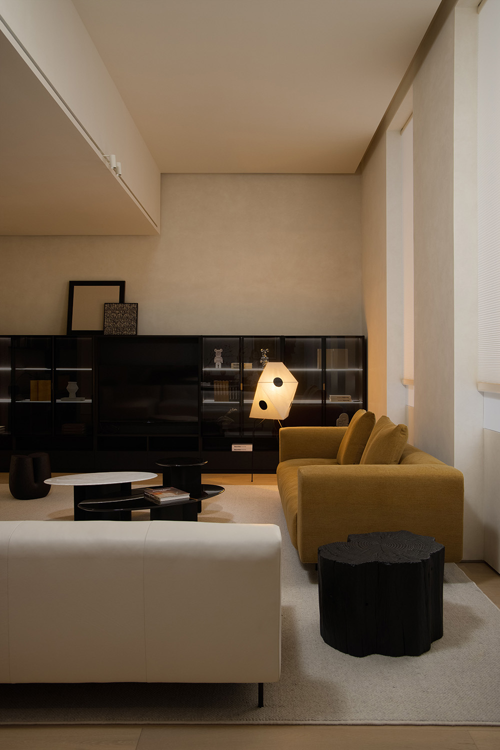 展廳設計,家具展廳設計,深圳展廳設計,深圳家具展廳設計,家具展廳設計案例,素庭家具,素庭,Soothin,素庭展廳,綻放設計,李寶龍,南鴻天,陳小虎