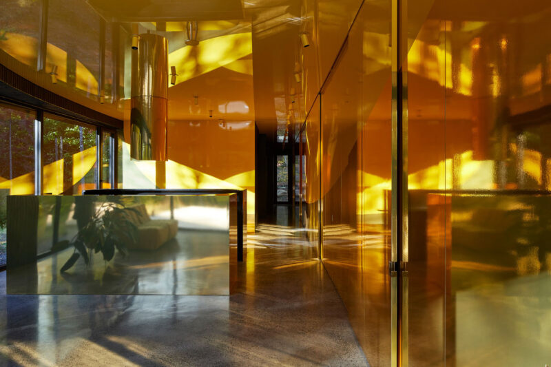 Jean Verville architectes〡180㎡，加拿大極簡美學森林景觀別墅