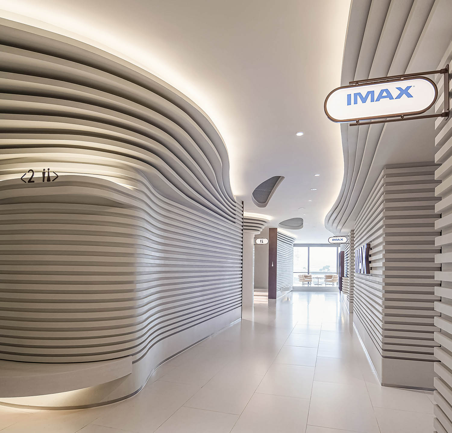 電影院設計,電影院設計方案,影院設計,百老彙MOViE MOViE影城,MOViE MOViE影城,百老彙影城改造設計,上海,上海MOViE MOViE影城,LUKSTUDIO芝作室,芝作室設計,陸穎芝