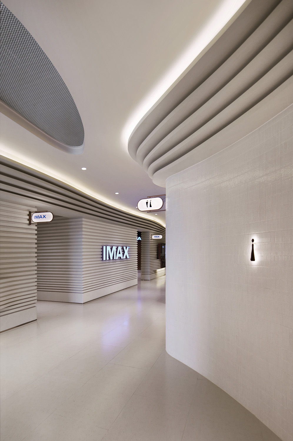 電影院設計,電影院設計方案,影院設計,百老彙MOViE MOViE影城,MOViE MOViE影城,百老彙影城改造設計,上海,上海MOViE MOViE影城,LUKSTUDIO芝作室,芝作室設計,陸穎芝