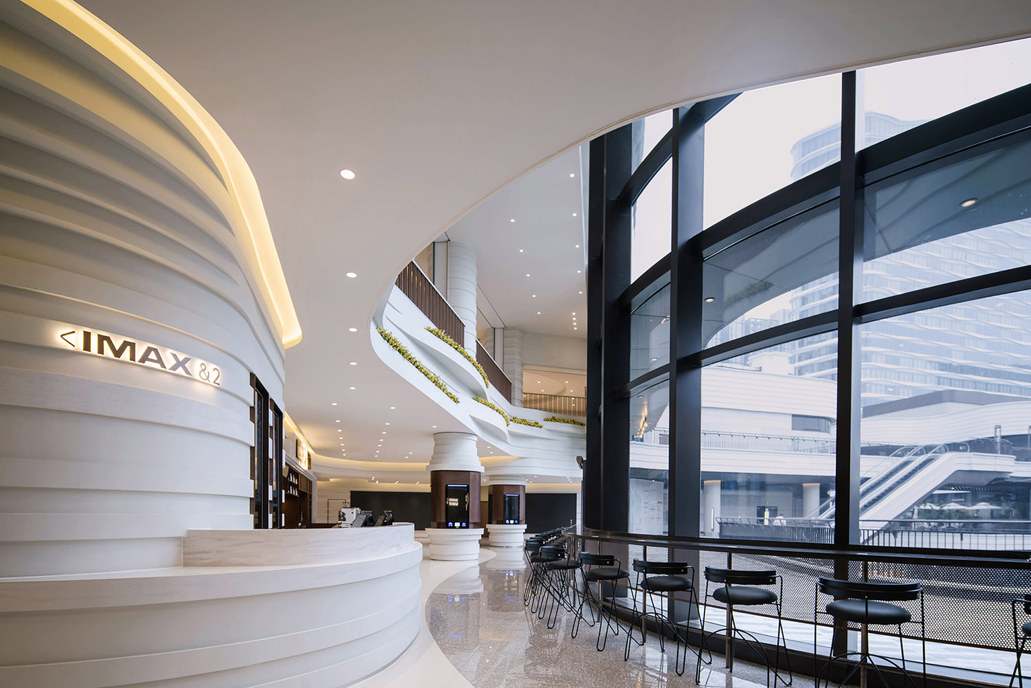 電影院設計,電影院設計方案,影院設計,百老彙MOViE MOViE影城,MOViE MOViE影城,百老彙影城改造設計,上海,上海MOViE MOViE影城,LUKSTUDIO芝作室,芝作室設計,陸穎芝