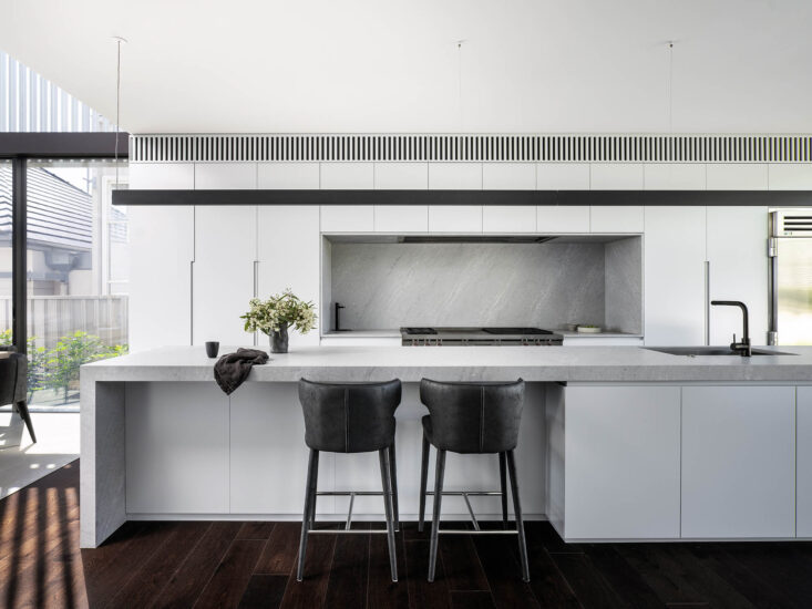 pH+ Architects | 悉尼光線充足的家庭住宅改造