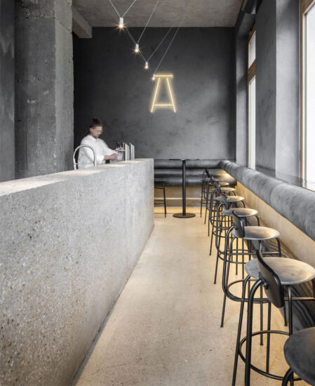 Martin Skoček | 斯洛伐克工業風極簡酒吧-Bar AFTER