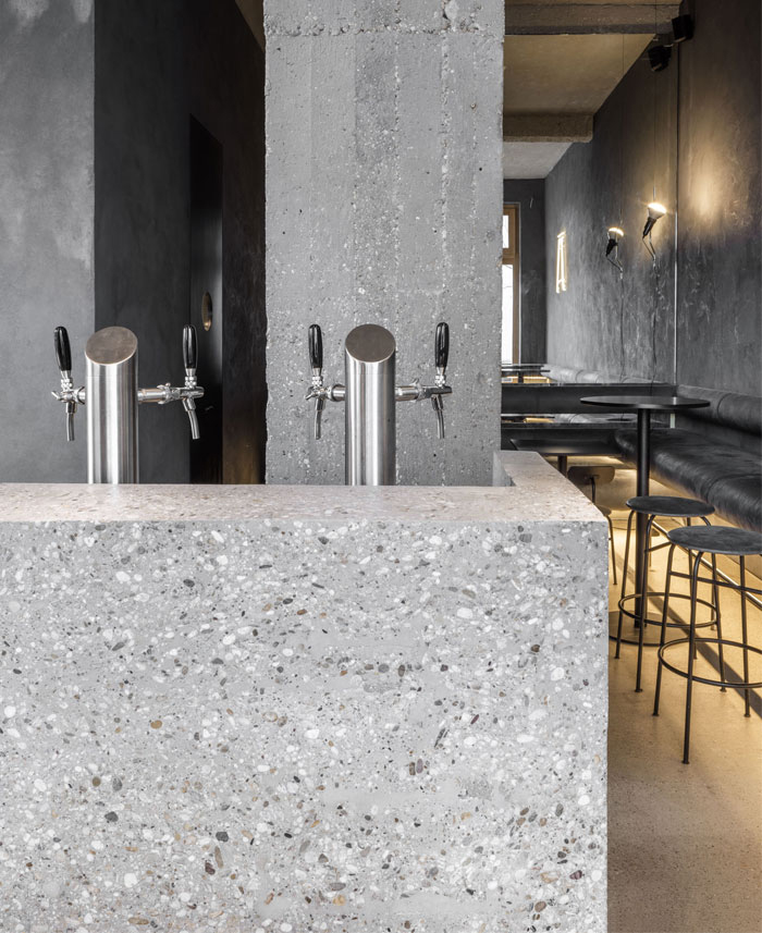 酒吧設計,Martin Skoček,Bar AFTER,斯洛伐克,酒吧設計案例,工業風,極簡風格酒吧