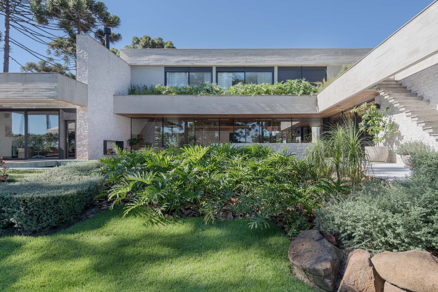 別墅設計,別墅設計案例,Studio Colnaghi Arquitetura,巴西,國外別墅設計案例,別墅裝修,度假別墅,開放式布局,1000㎡,景觀別墅