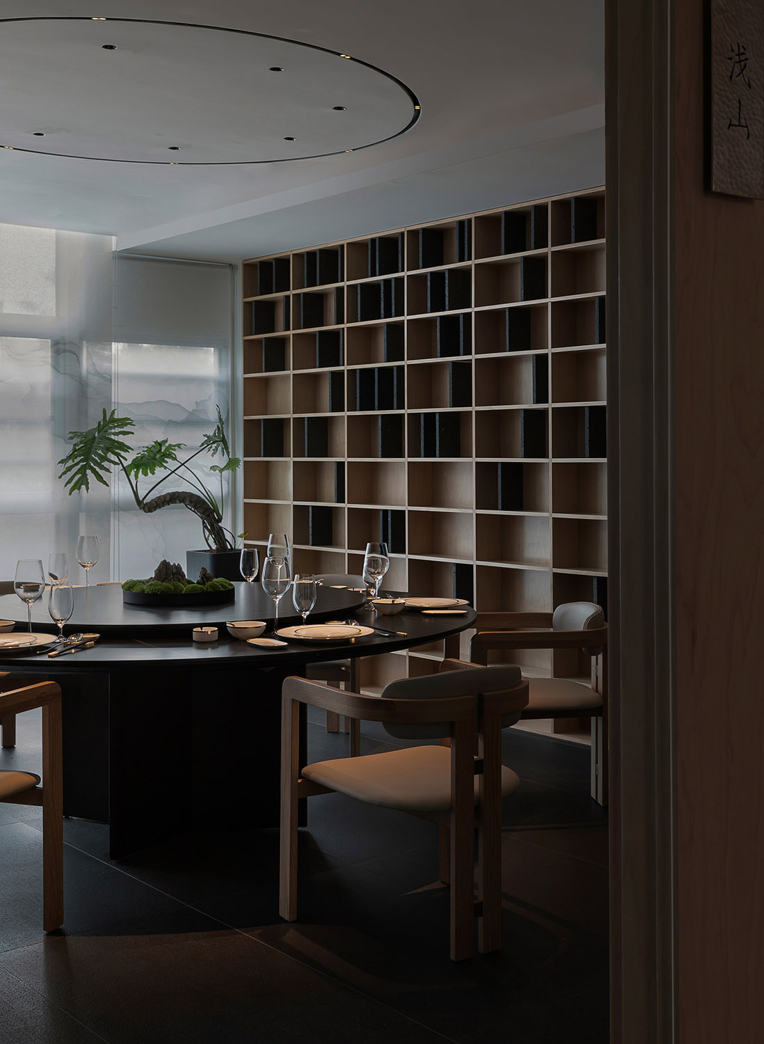 餐廳設計,高檔餐廳設計,餐廳裝修,餐廳設計案例,杭州餐廳,高檔餐廳設計,杭州高檔餐廳,蘭越裏,杭州蘭越裏,蘭越裏餐廳,杭州,容象空間,容象空間設計,源木
