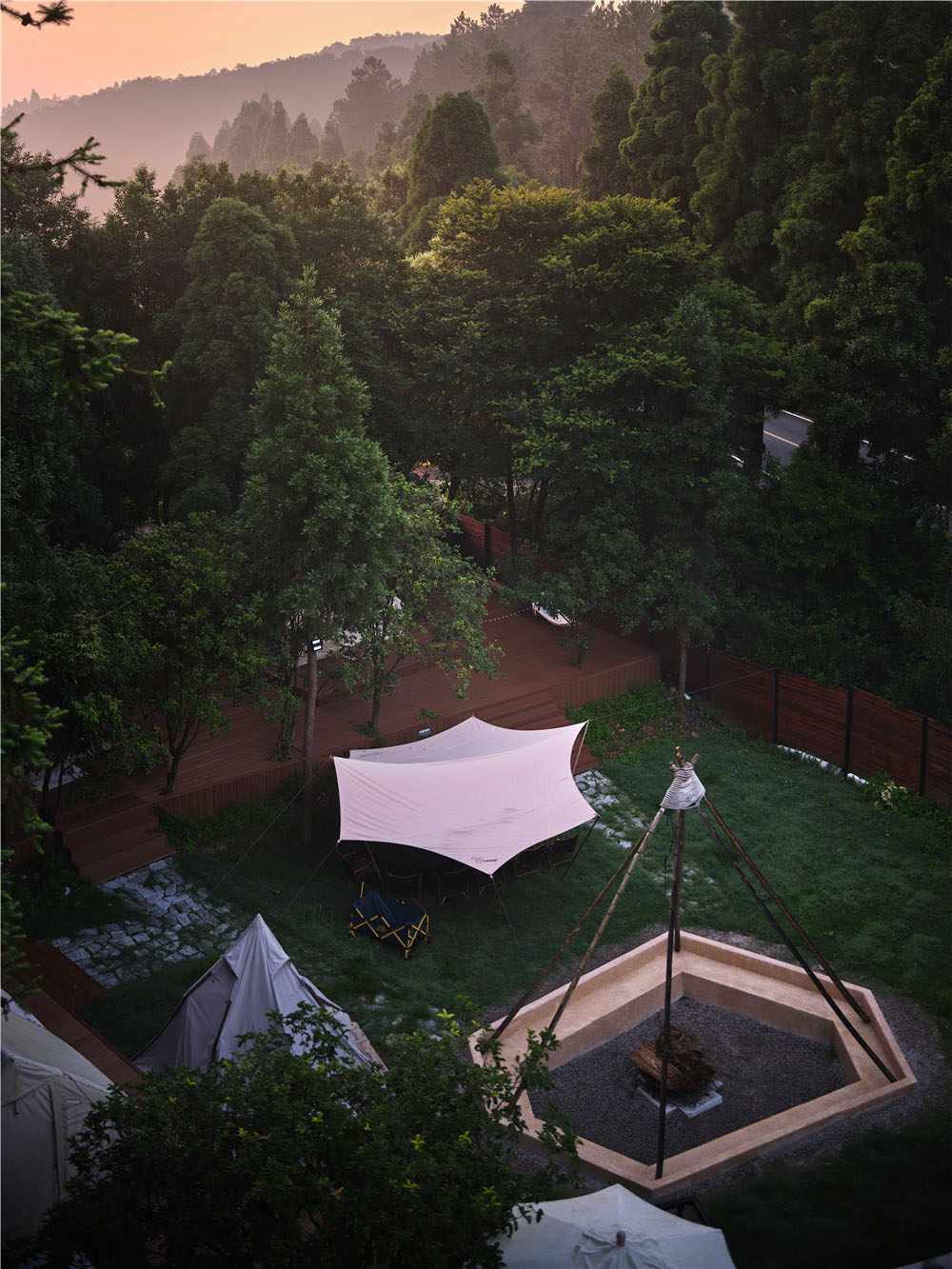 酒店設計,酒店設計案例,度假酒店設計,樂山酒店設計,民宿設計,樂山民宿,樂山 party life,平衡空間設計,平衡空間