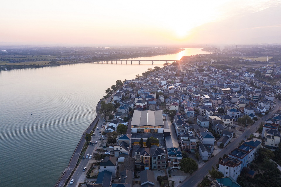 公共空間設計,鄉村公共空間設計,鄉村生活館,未來鄉村生活館,團石村鄉村生活館,衢州龍遊團石村未來鄉村生活館,鄉村建築設計,鄉村圖書館設計,嚴暘建築設計工作室,上海嚴暘建築設計工作室