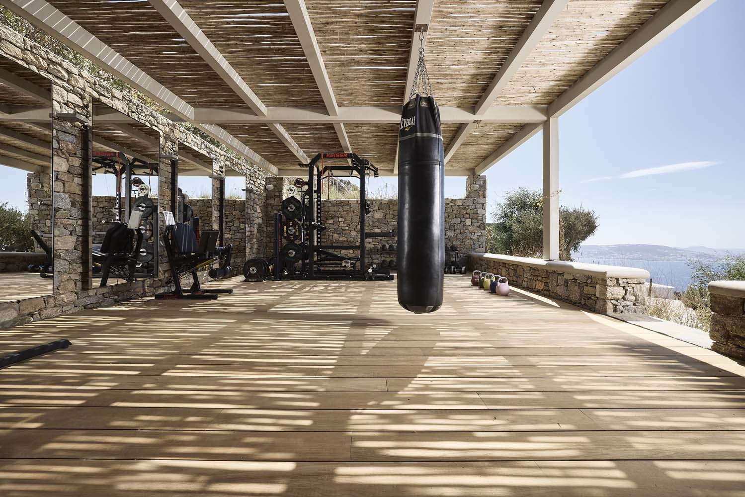 別墅設計,別墅設計案例,Nikos Adrianopoulos Architecture,希臘,國外別墅設計案例,別墅裝修,住宅設計,愛琴海度假別墅,微水泥,820㎡,海景別墅,米科諾斯島