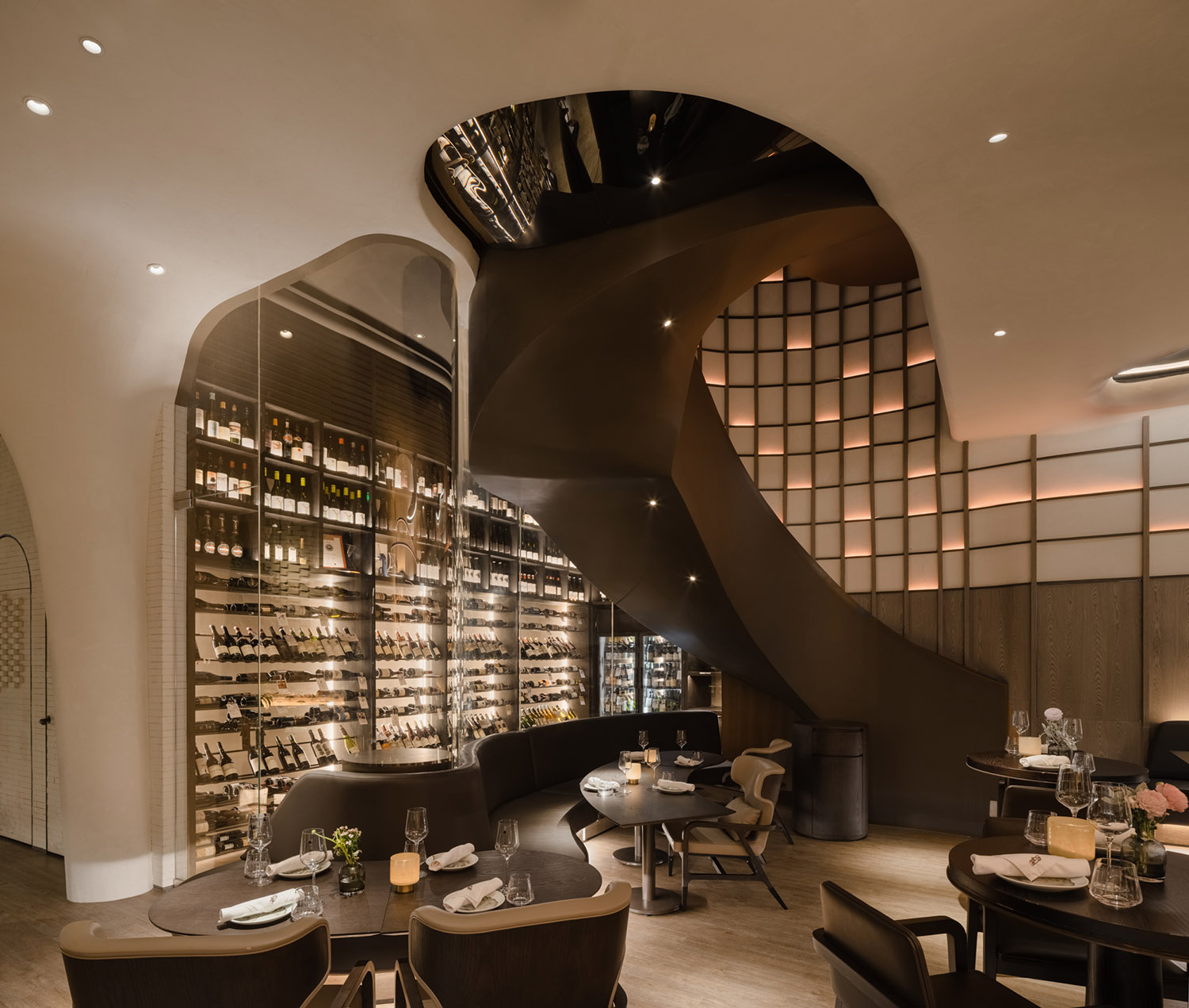 酒吧設計,餐飲空間,餐吧設計,西安酒吧設計,西安餐吧設計,Le Coq餐酒吧,西餐廳設計案例,酒吧設計案例,餐吧設計案例,Le Coq,上海Le Coq,Le Coq Wine,RooMoo Design Studio,RooMoo