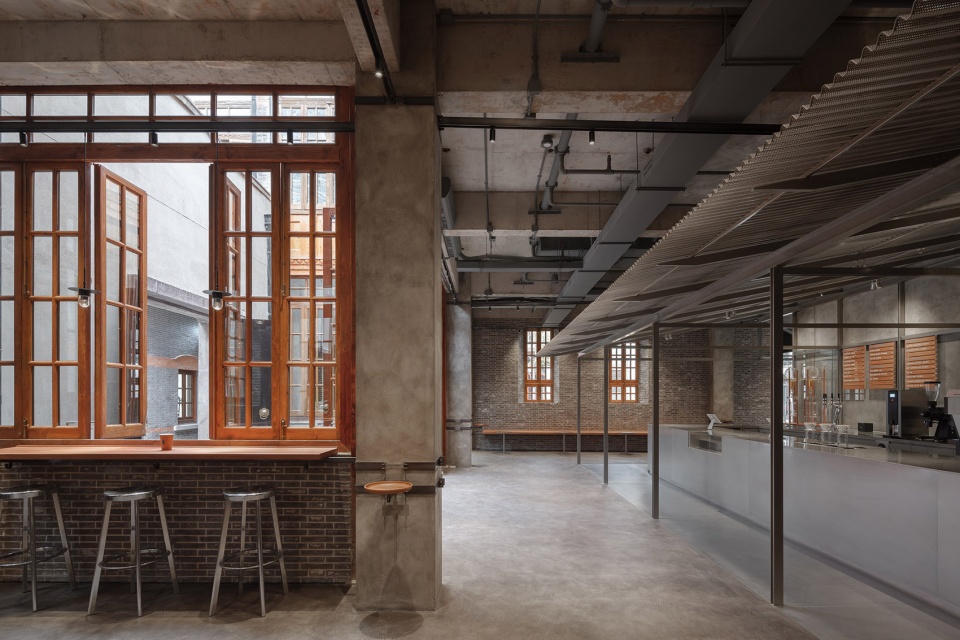 咖啡店設計,咖啡廳設計,咖啡店設計案例,咖啡店裝修,小藍瓶咖啡,藍瓶咖啡,上海藍瓶咖啡,藍瓶咖啡張園店,上海,設計共和,如恩設計研究室,如恩設計,如恩設計作品,如恩