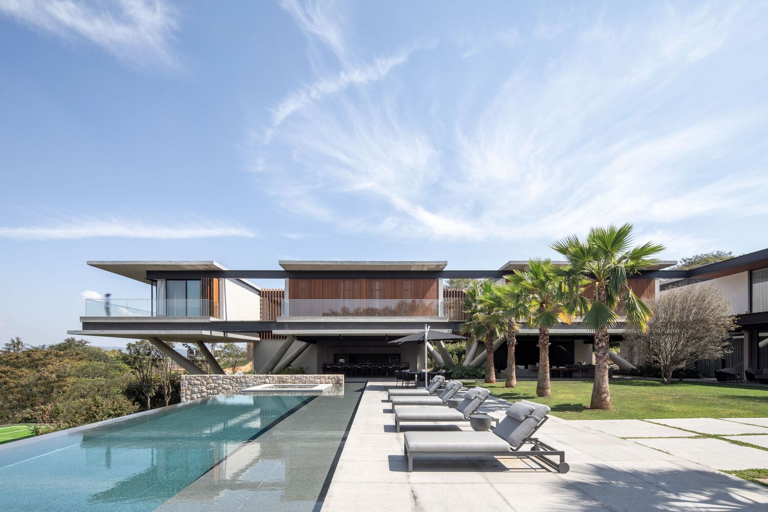 別墅設計,景觀別墅設計,Felipe Caboclo Arquitetura,國外別墅設計案例,巴西,2300㎡,別墅泳池