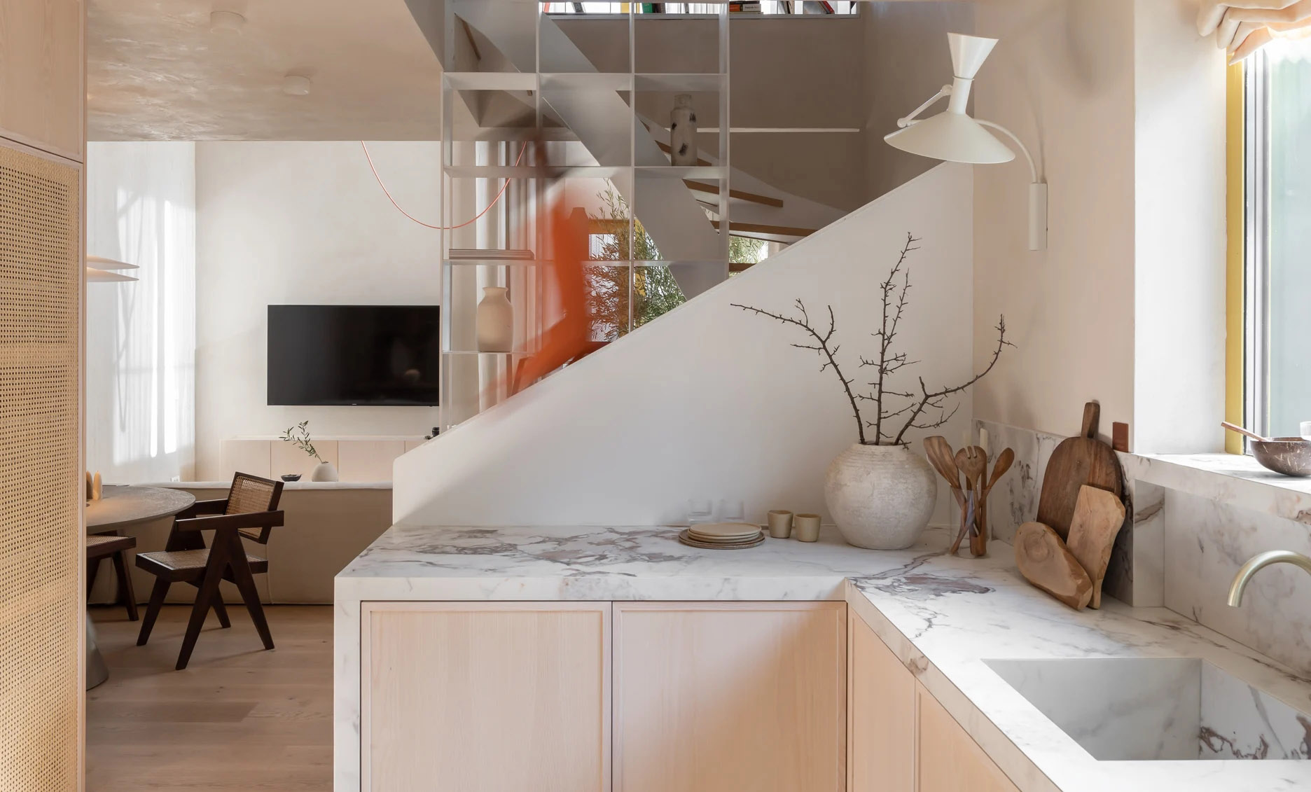 閣樓,住宅設計案例,Ioka Design,120㎡,侘寂風格,閣樓公寓,布加勒斯特,Wabi-sabi