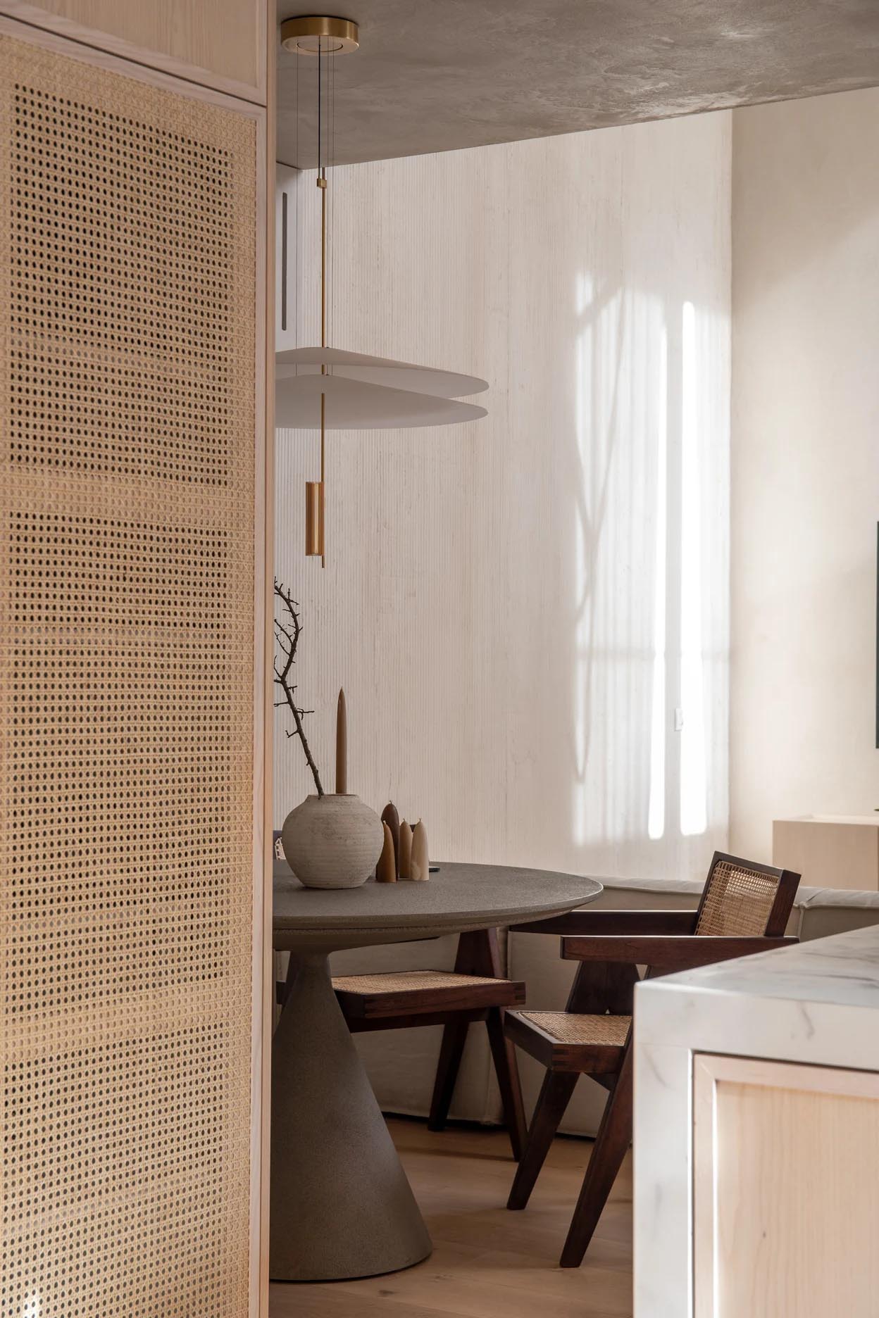 閣樓,住宅設計案例,Ioka Design,120㎡,侘寂風格,閣樓公寓,布加勒斯特,Wabi-sabi