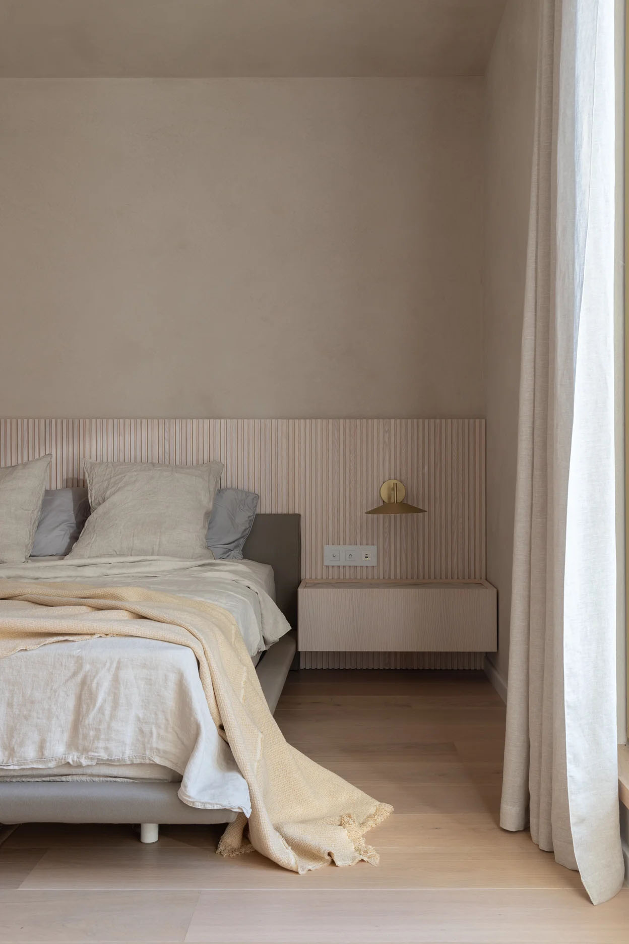 閣樓,住宅設計案例,Ioka Design,120㎡,侘寂風格,閣樓公寓,布加勒斯特,Wabi-sabi