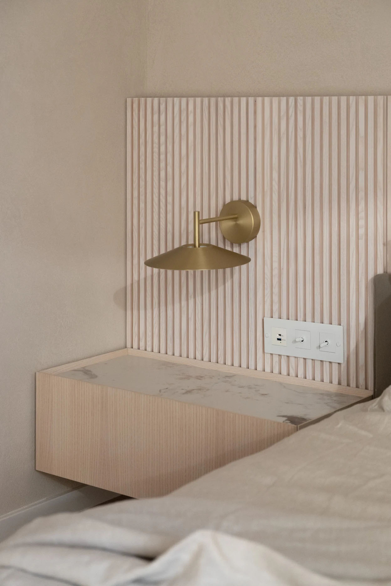 閣樓,住宅設計案例,Ioka Design,120㎡,侘寂風格,閣樓公寓,布加勒斯特,Wabi-sabi