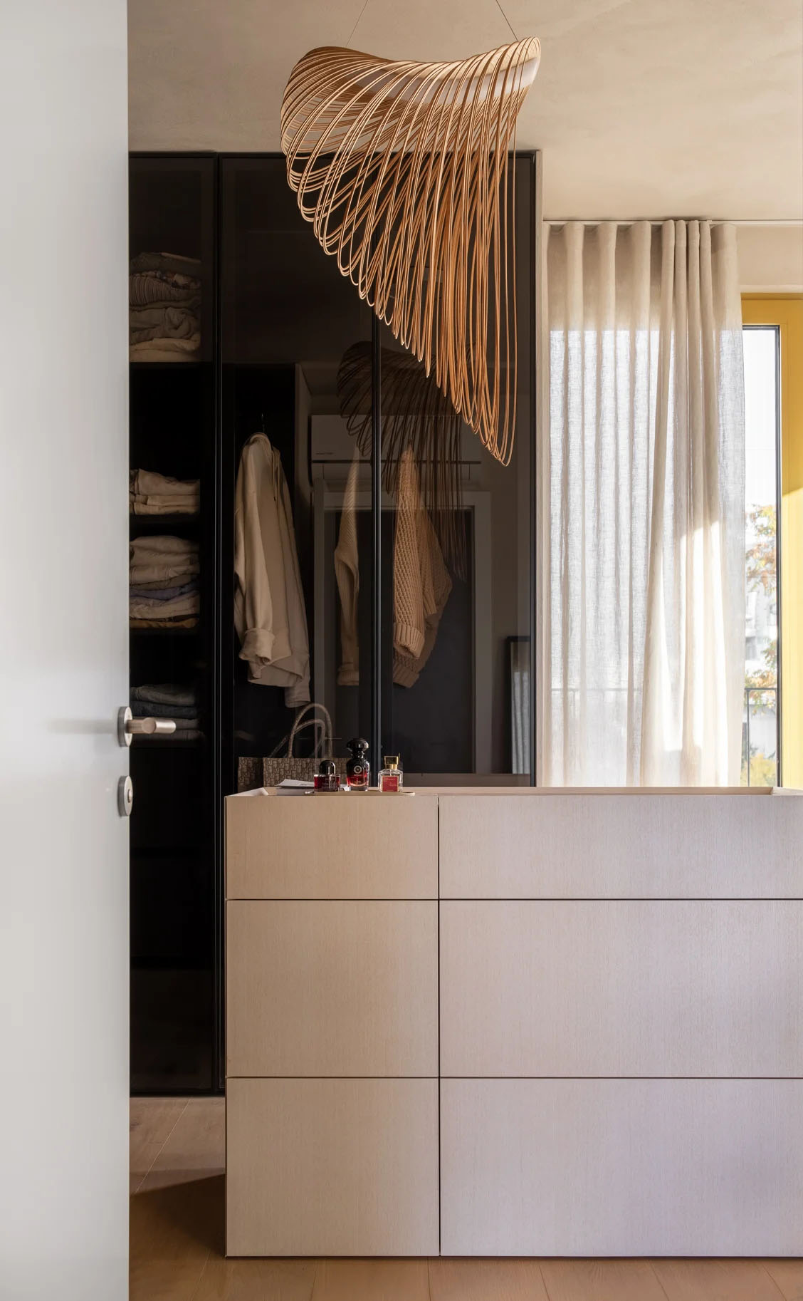 閣樓,住宅設計案例,Ioka Design,120㎡,侘寂風格,閣樓公寓,布加勒斯特,Wabi-sabi