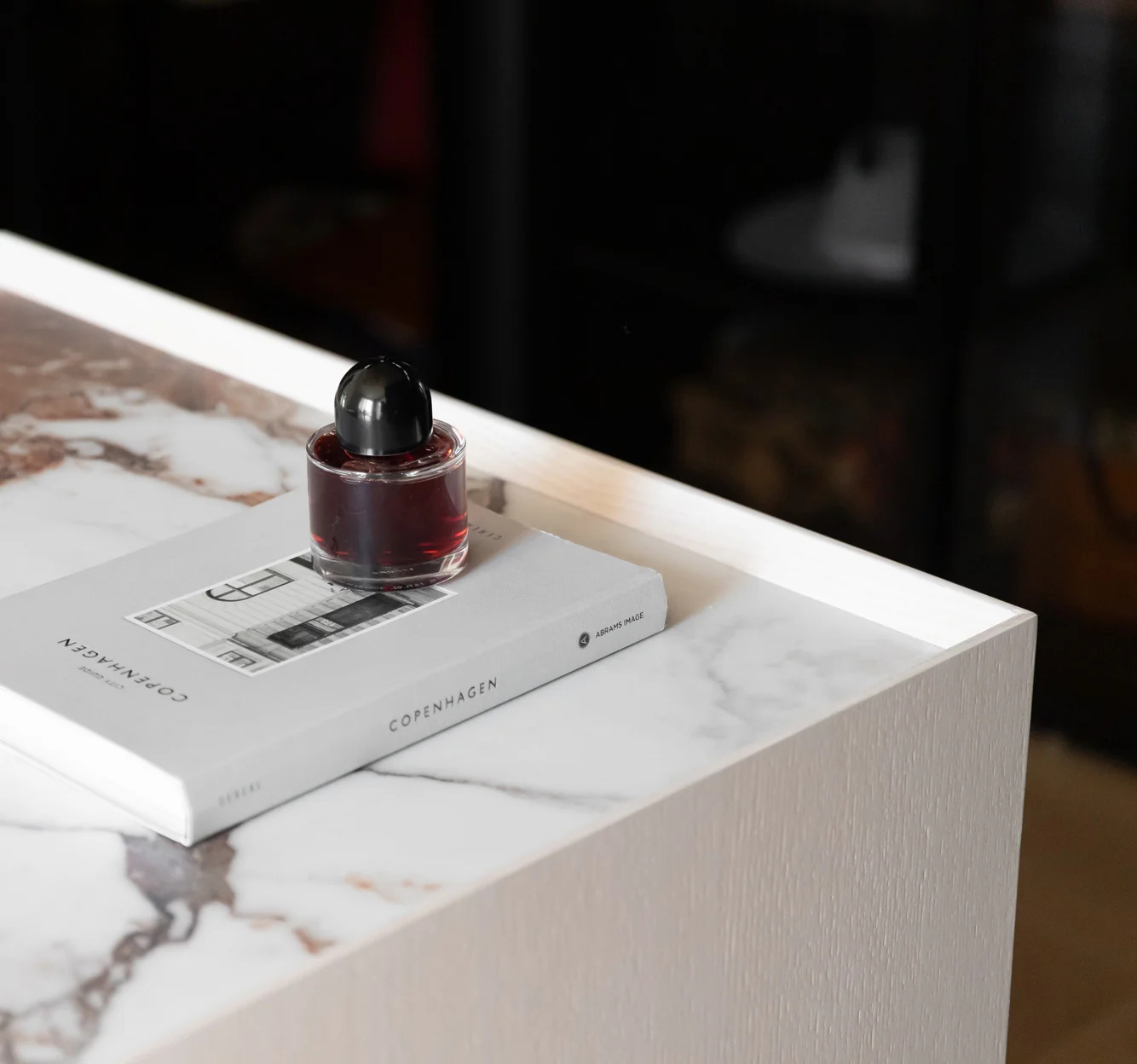 閣樓,住宅設計案例,Ioka Design,120㎡,侘寂風格,閣樓公寓,布加勒斯特,Wabi-sabi