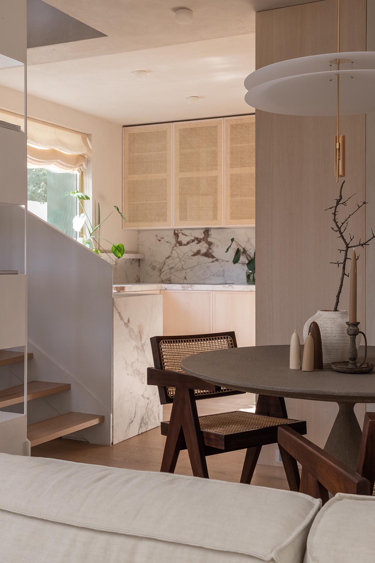 閣樓,住宅設計案例,Ioka Design,120㎡,侘寂風格,閣樓公寓,布加勒斯特,Wabi-sabi