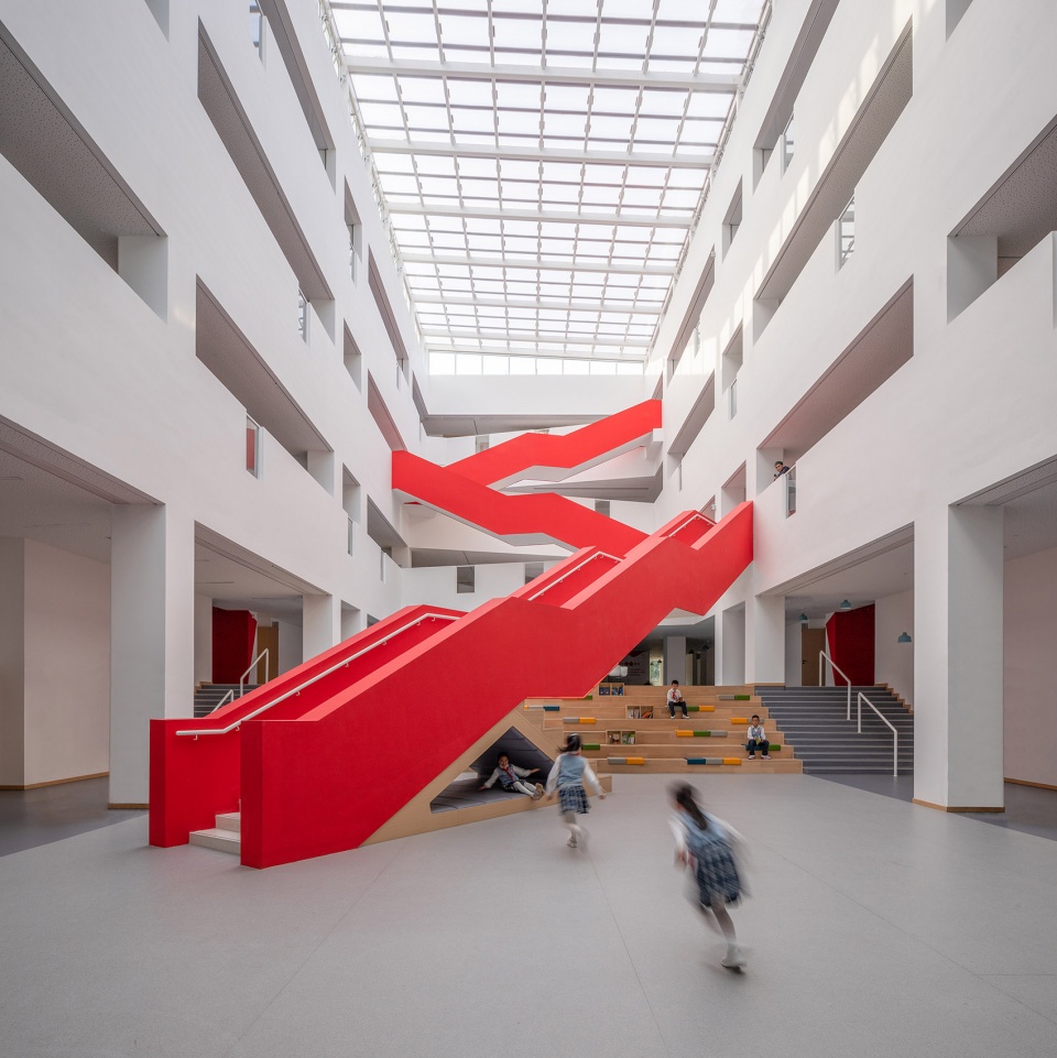 小學設計,學校設計,校園設計,學校設計案例,學校裝修,橫店文榮實驗學校小學部,浙江東陽,見方建築設計