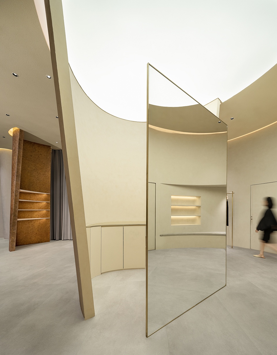 服裝店設計,上海服裝店設計,零售店設計,商業空間,女裝店設計,服裝店設計案例,時裝店設計,TU晶耀前灘店,TU,上海,彈性工作室